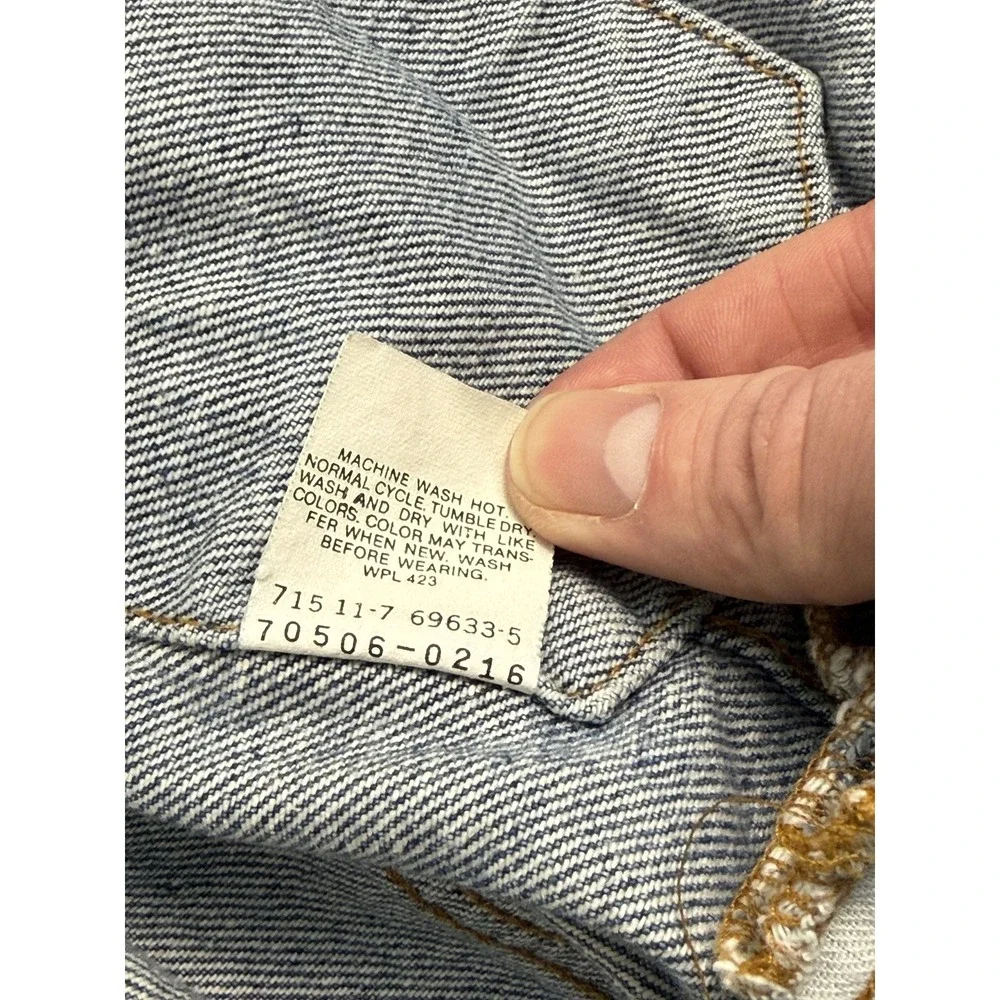 Vintage Levi's Jacket Mens 42R Medium Wash Blue Denim 70506-0216 Trucker USA 80s